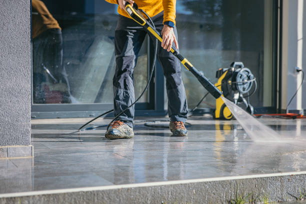 Chenoa, IL Pressure Washing Services Company